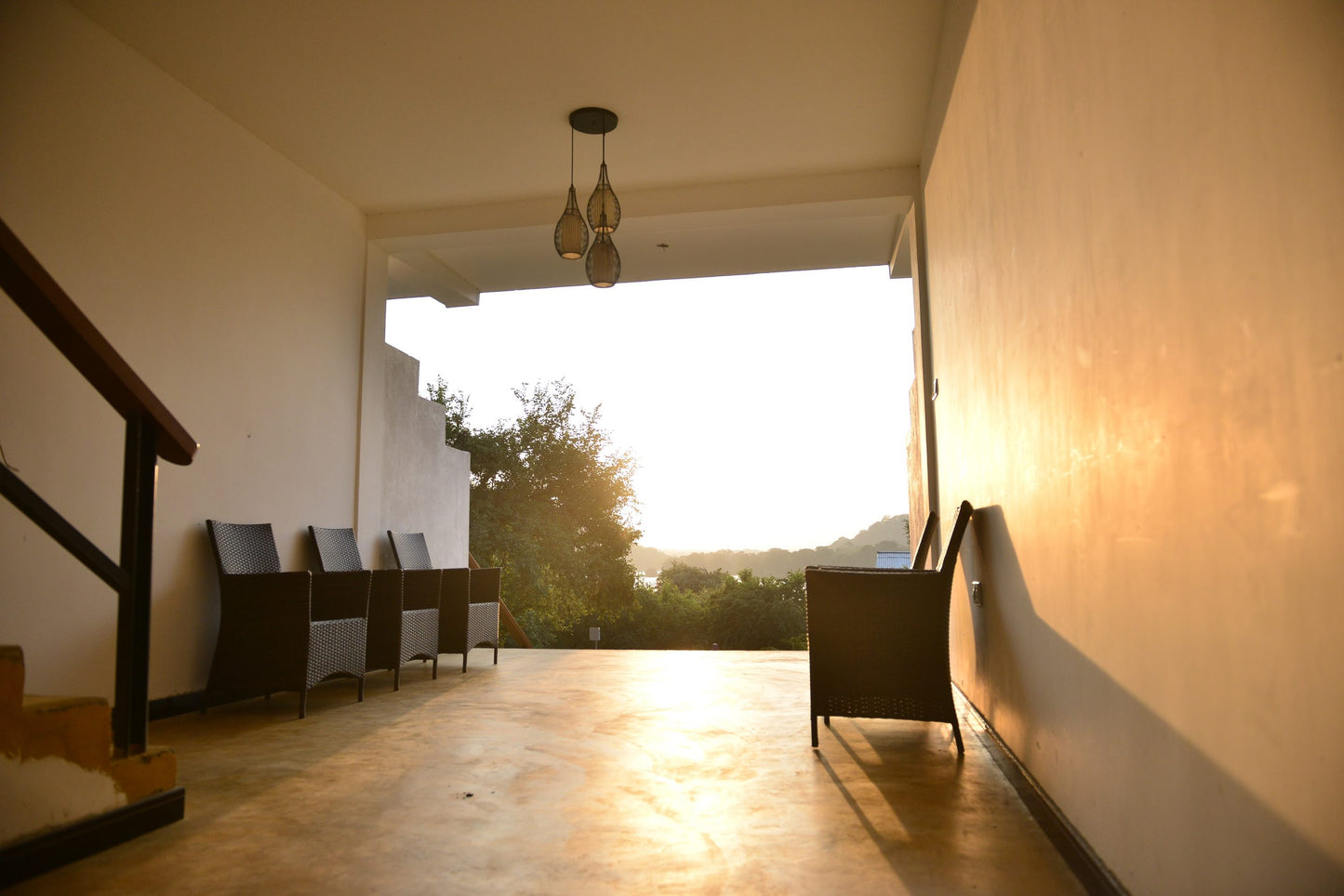 Agbo Hotel, Giritale