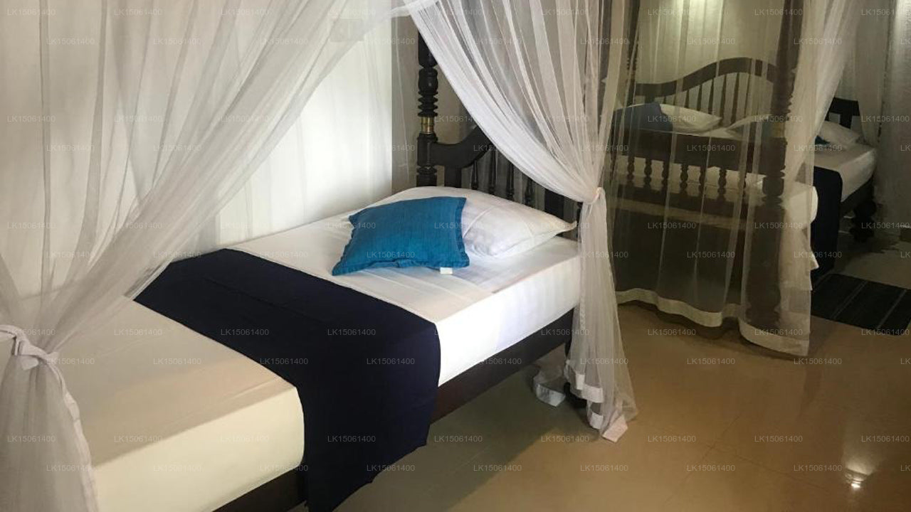 Unawatuna Beach Bungalow Hotel, Unawatuna