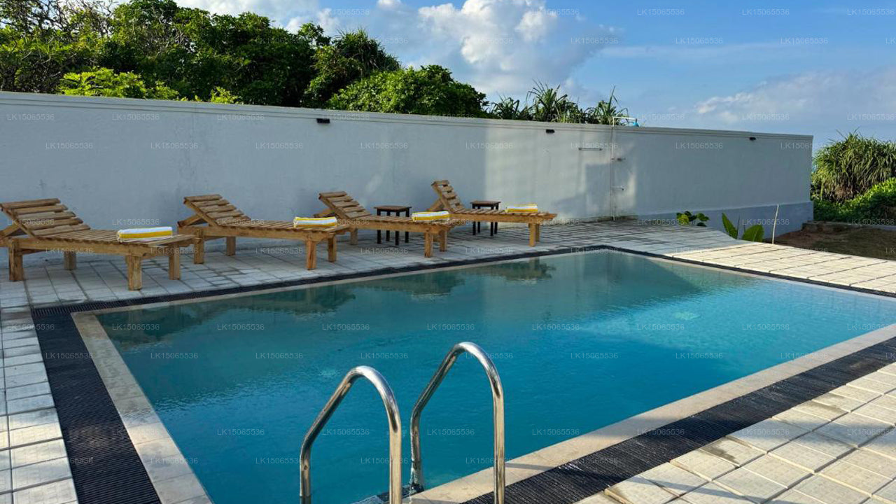 Moi Induruwa by DBI, Induruwa