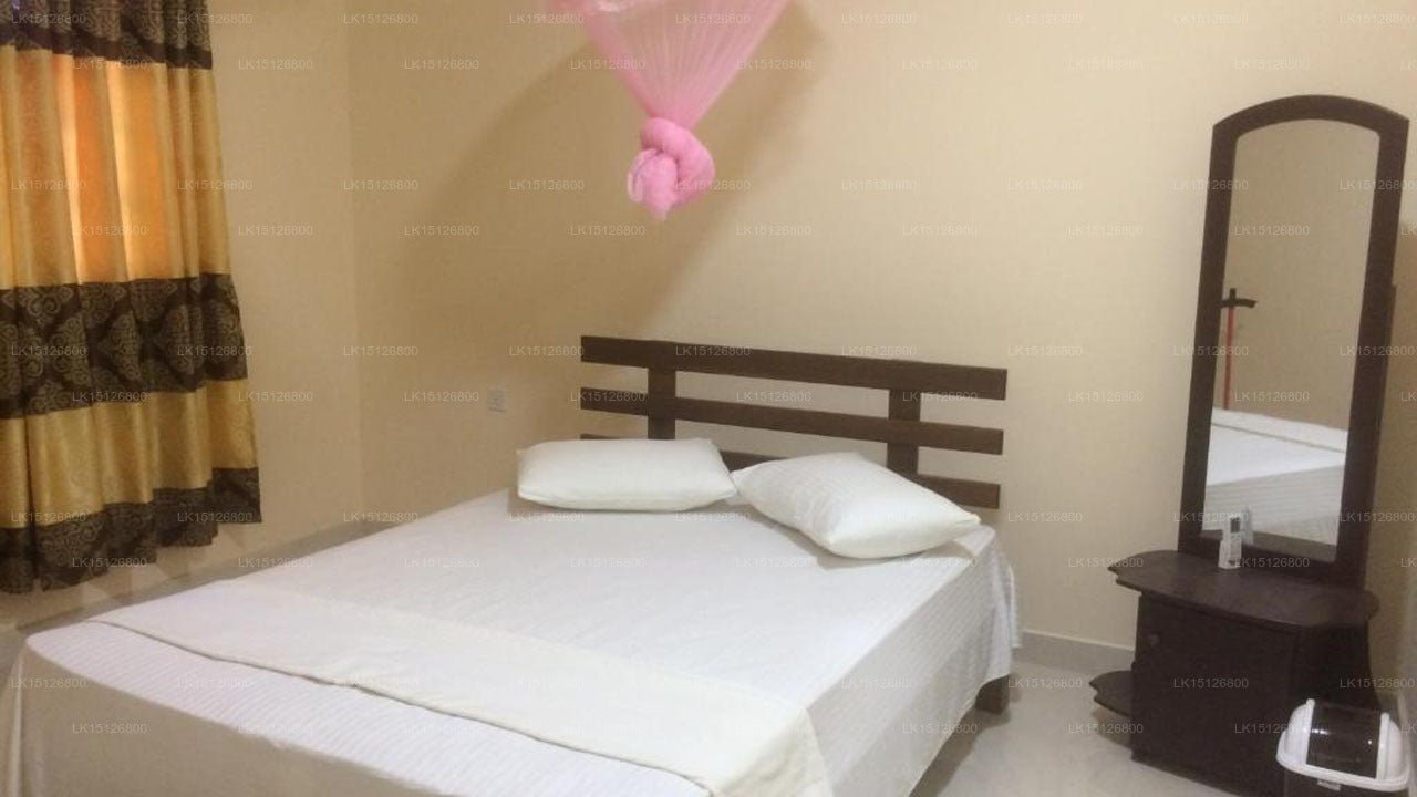 Hôtel Surasa, Kurunegala