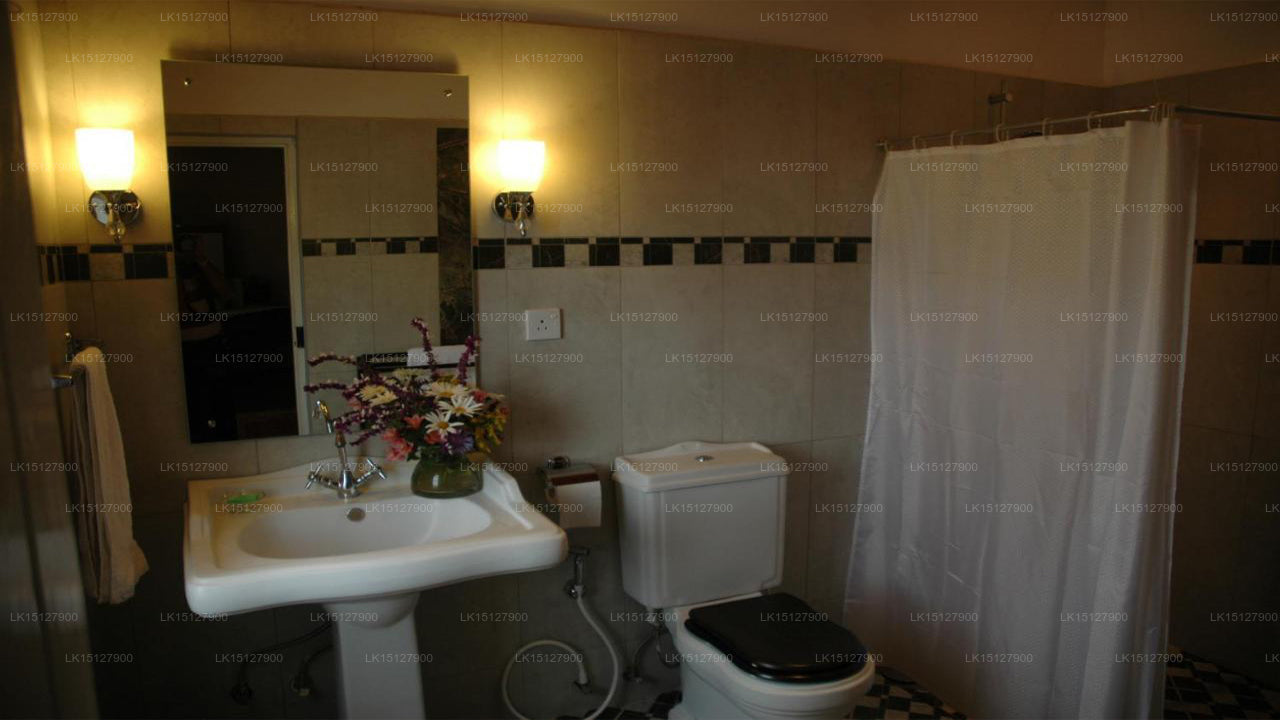 Colonial Holiday Bungalow Senani, Nuwara Eliya