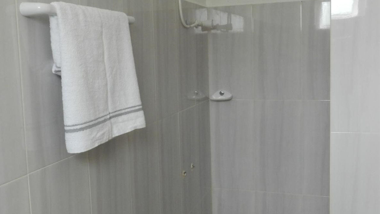 L'hôtel Paradise, Kurunegala