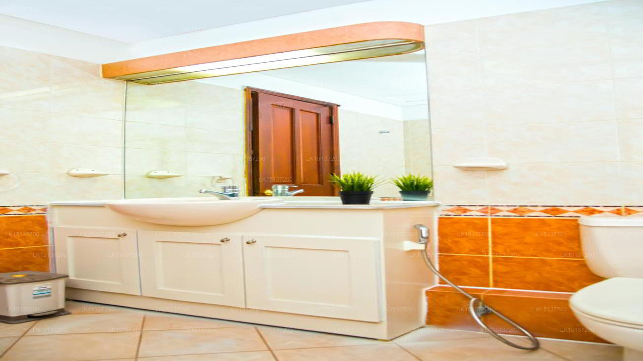 Crescat Apartments, Colombo