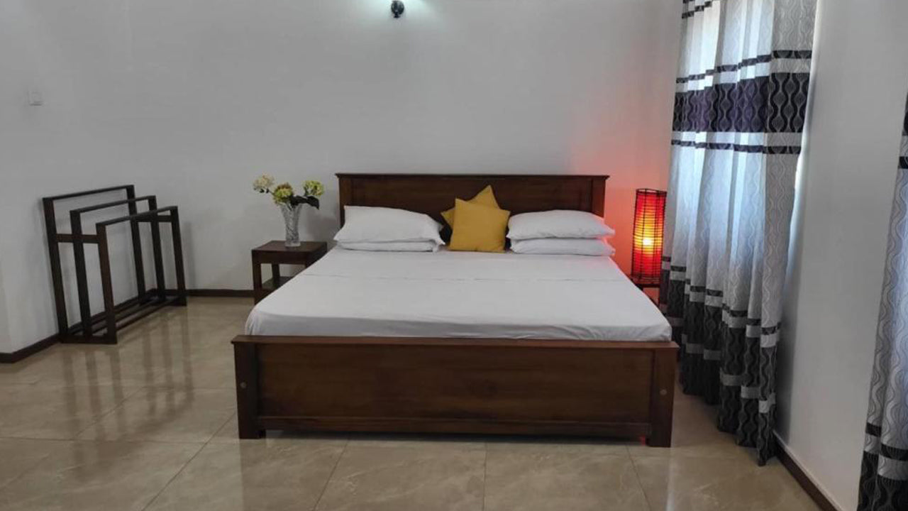 Charles Holiday Home, Moratuwa