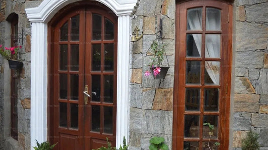 Misty Holiday Nest, Nuwara Eliya