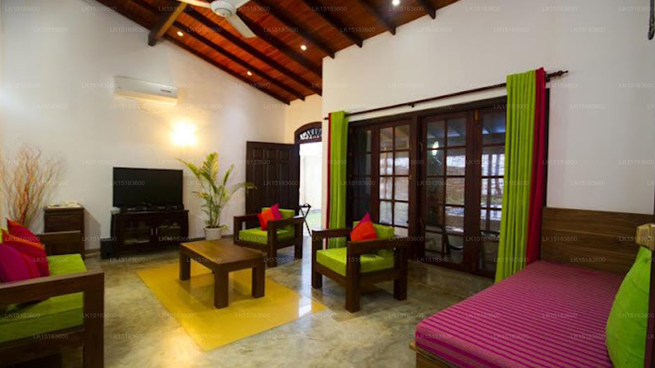 Hamilton Beach Villa, Ja Ela