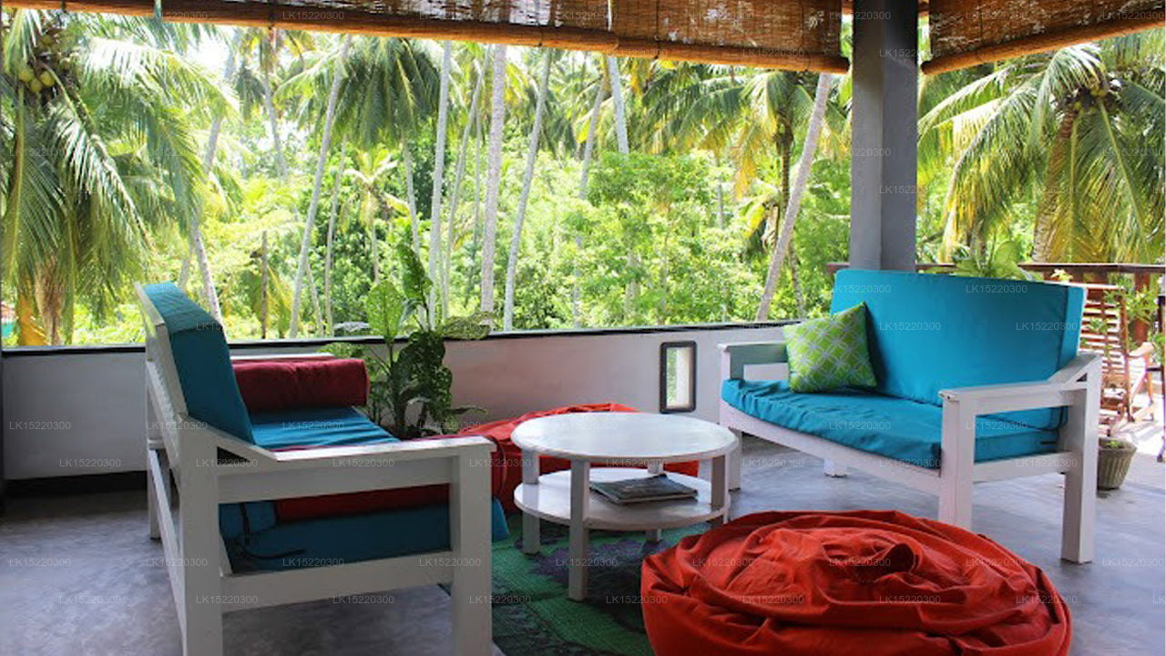 Salt House, Dikwella