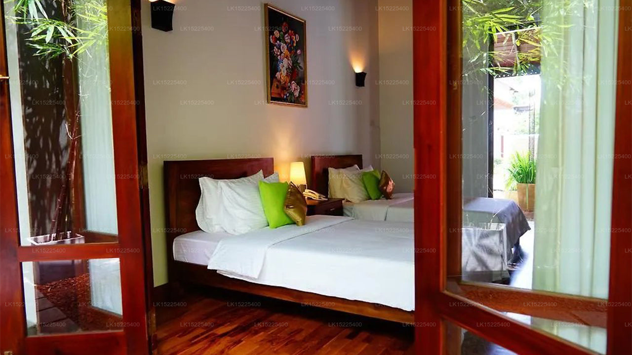 Lespri Grand, Negombo