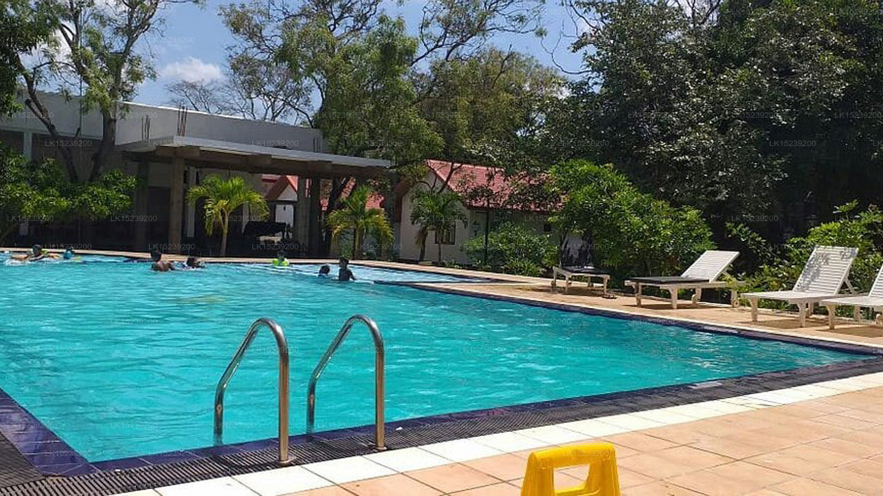 The Grand Leisure Village, Auradapura