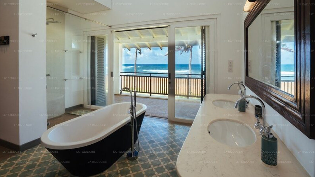 Myla Beach Villa, Galle