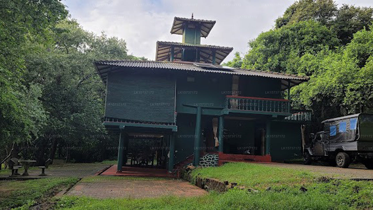 Wavul Abe Circuit Bungalow