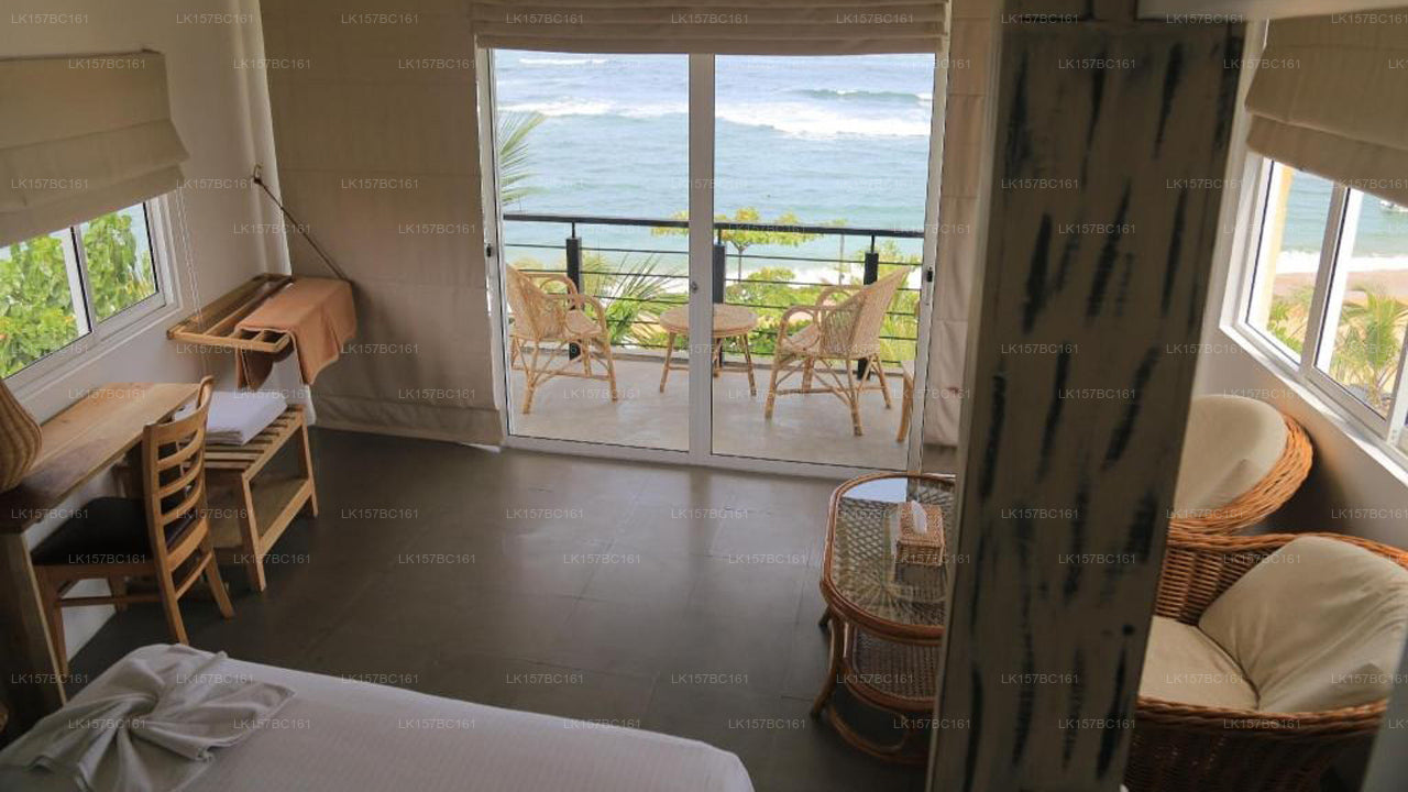 Shore By Hoppa, Unawatuna