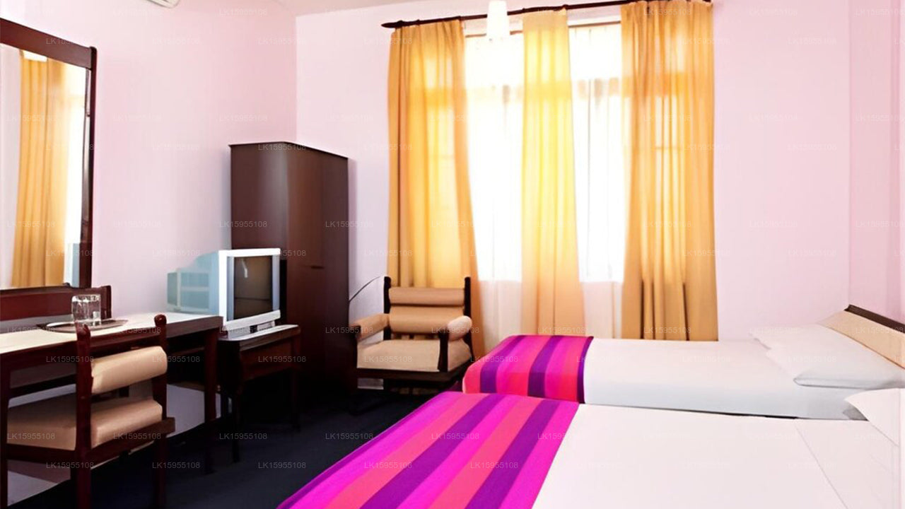 The Palace Hotel, Negombo