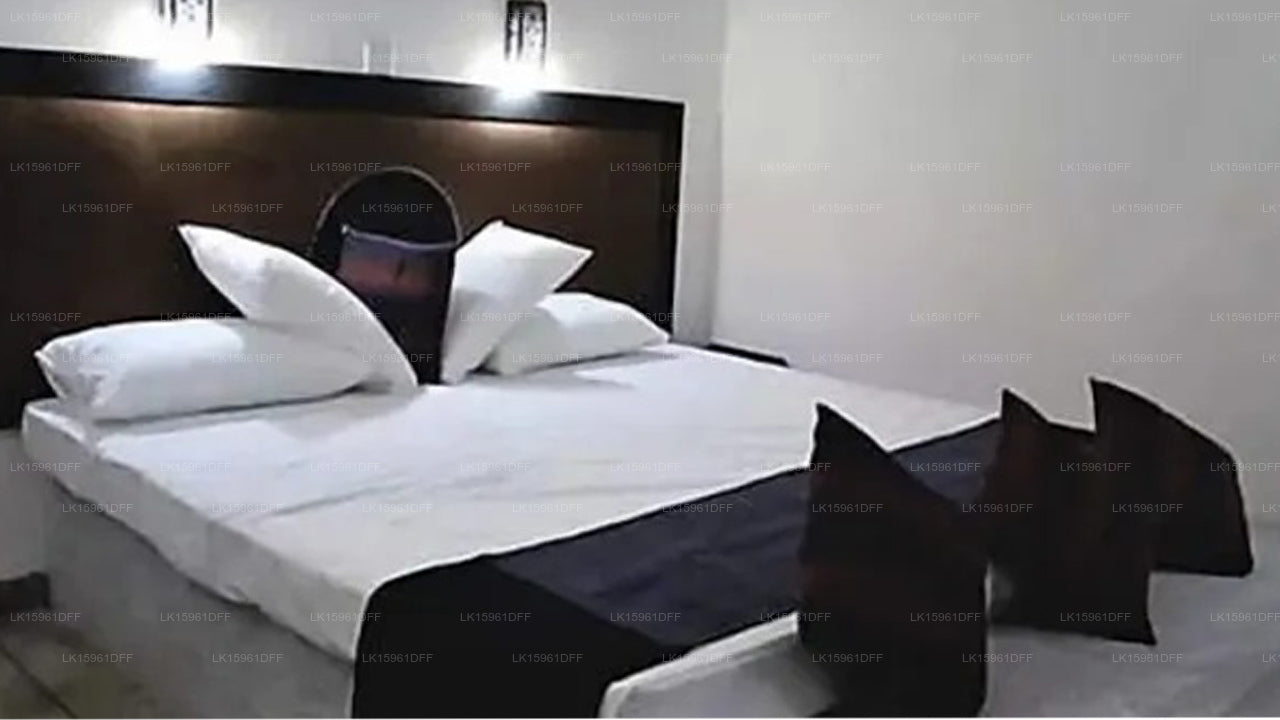 Whispering Ocean,Panadura