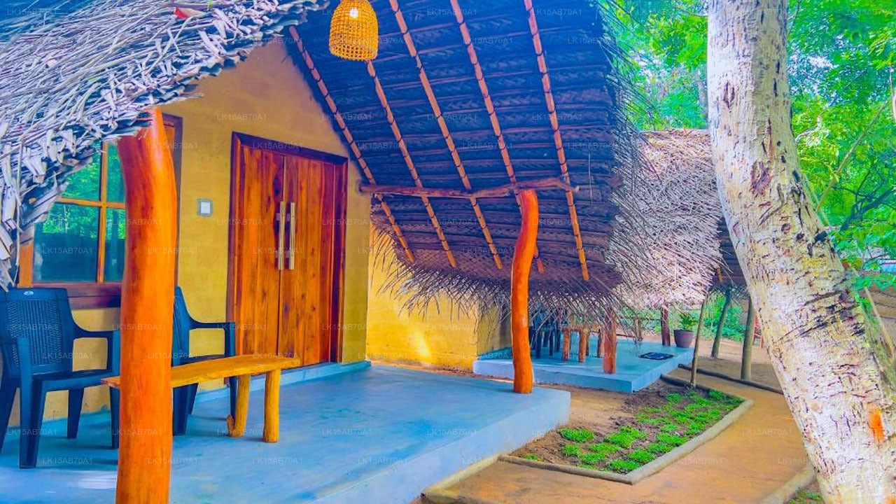 Jungle Host Hostel And Tree Housem, Sigiriya