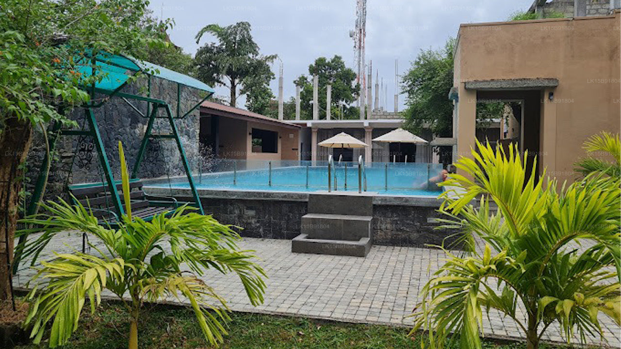 Royal Nest, Polonnaruwa