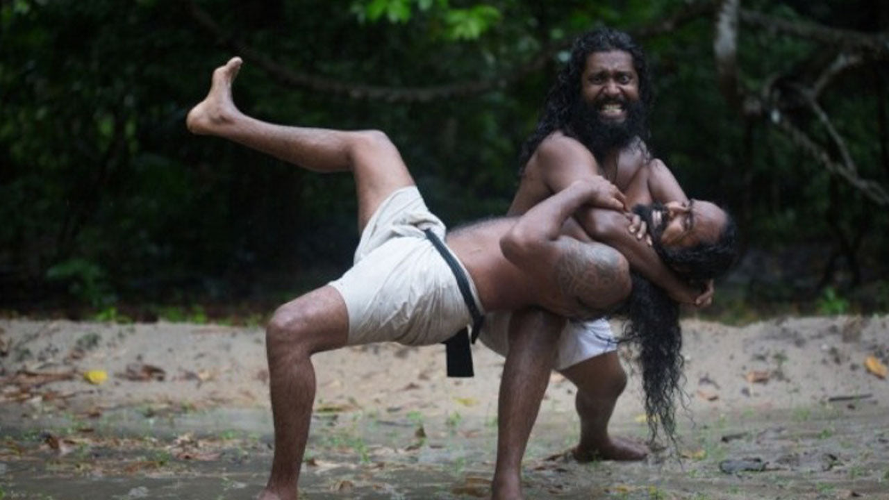 Spectacle d'Angampora avec Rana Bera de Habarana