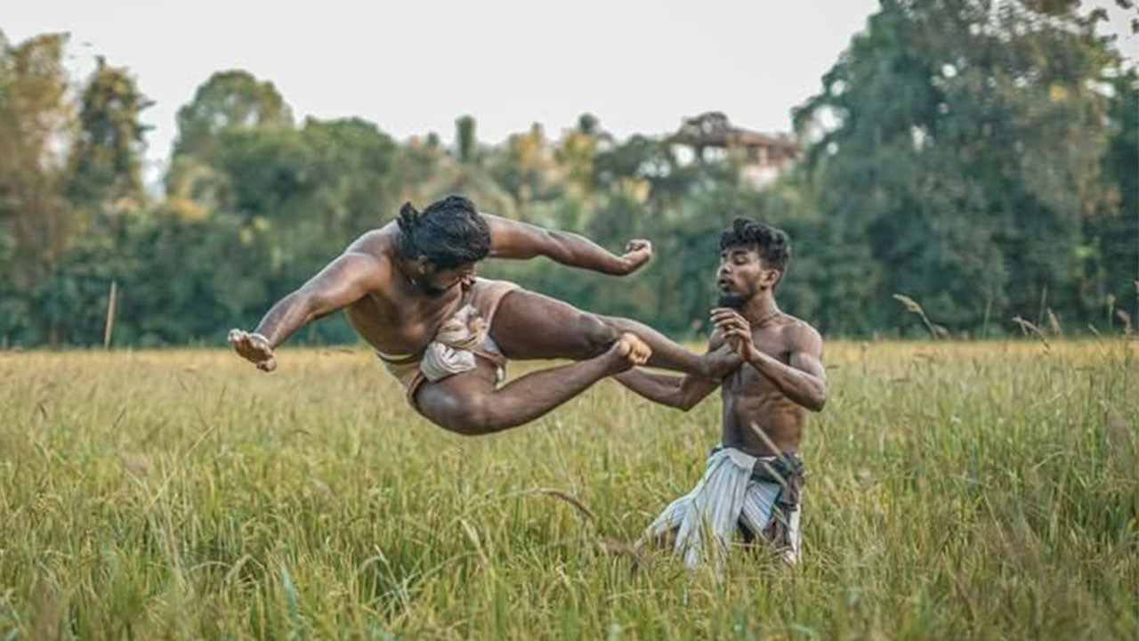 Spectacle d'Angampora avec Rana Bera de Habarana