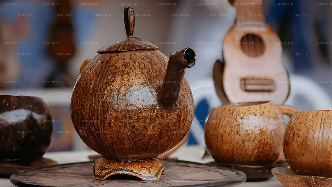 Ateliers pratiques de fabrication artisanale de coquillages de noix de coco et de bambou à Sigiriya