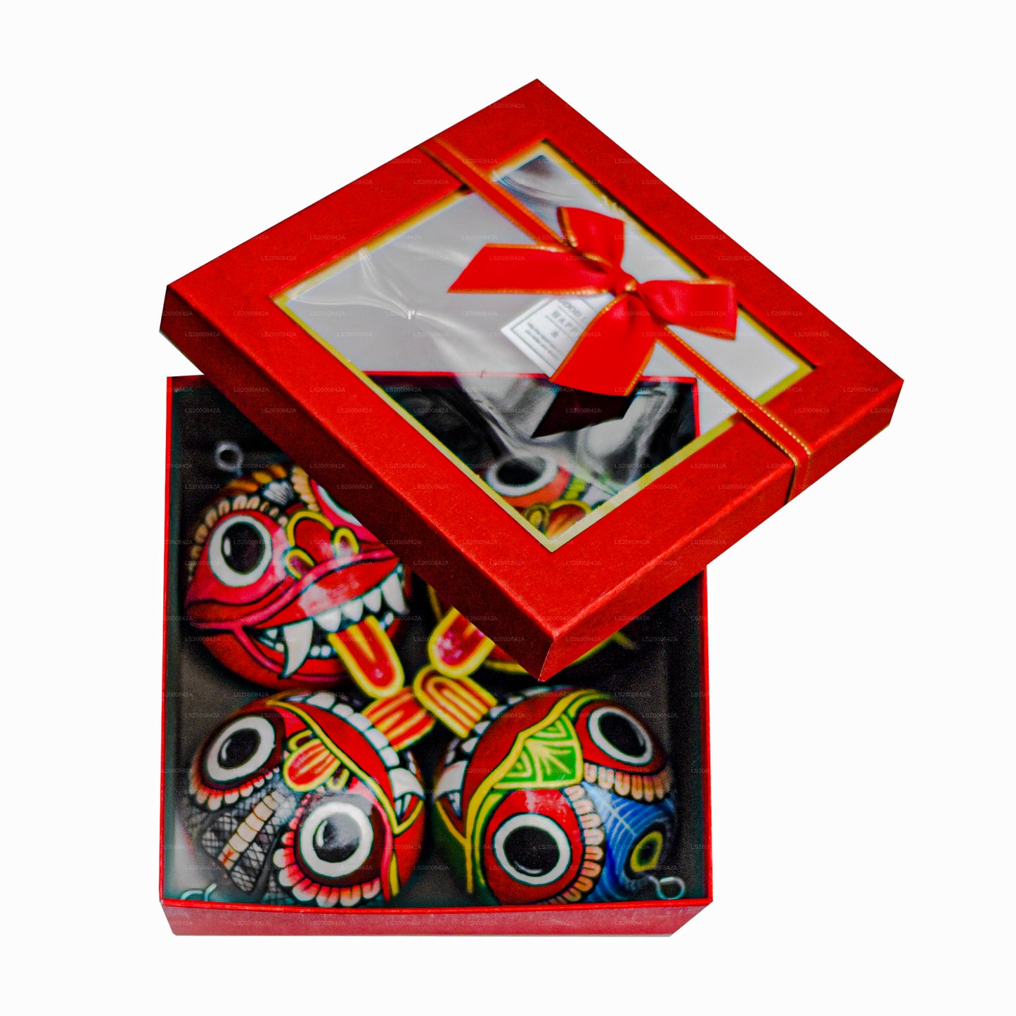 Masques raksha traditionnels du Sri Lanka (Mayura, Maru, Agni, Naga) peints sur des coquilles de noix de coco (lot de 4)