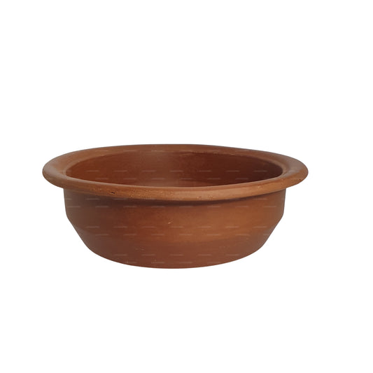 Pot en argile avec couvercle