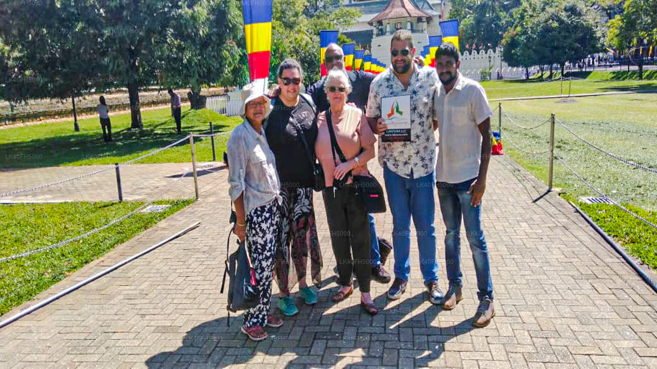 Transfert privé de la ville de Koggala à l'aéroport de Mattala (HRI)