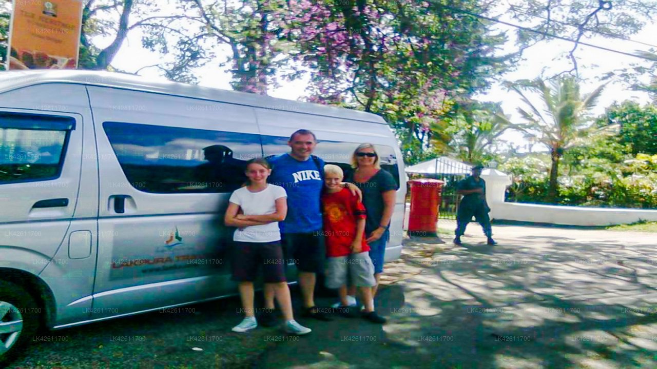 Transfert privé de la ville de Negombo à l'aéroport de Colombo (CMB)