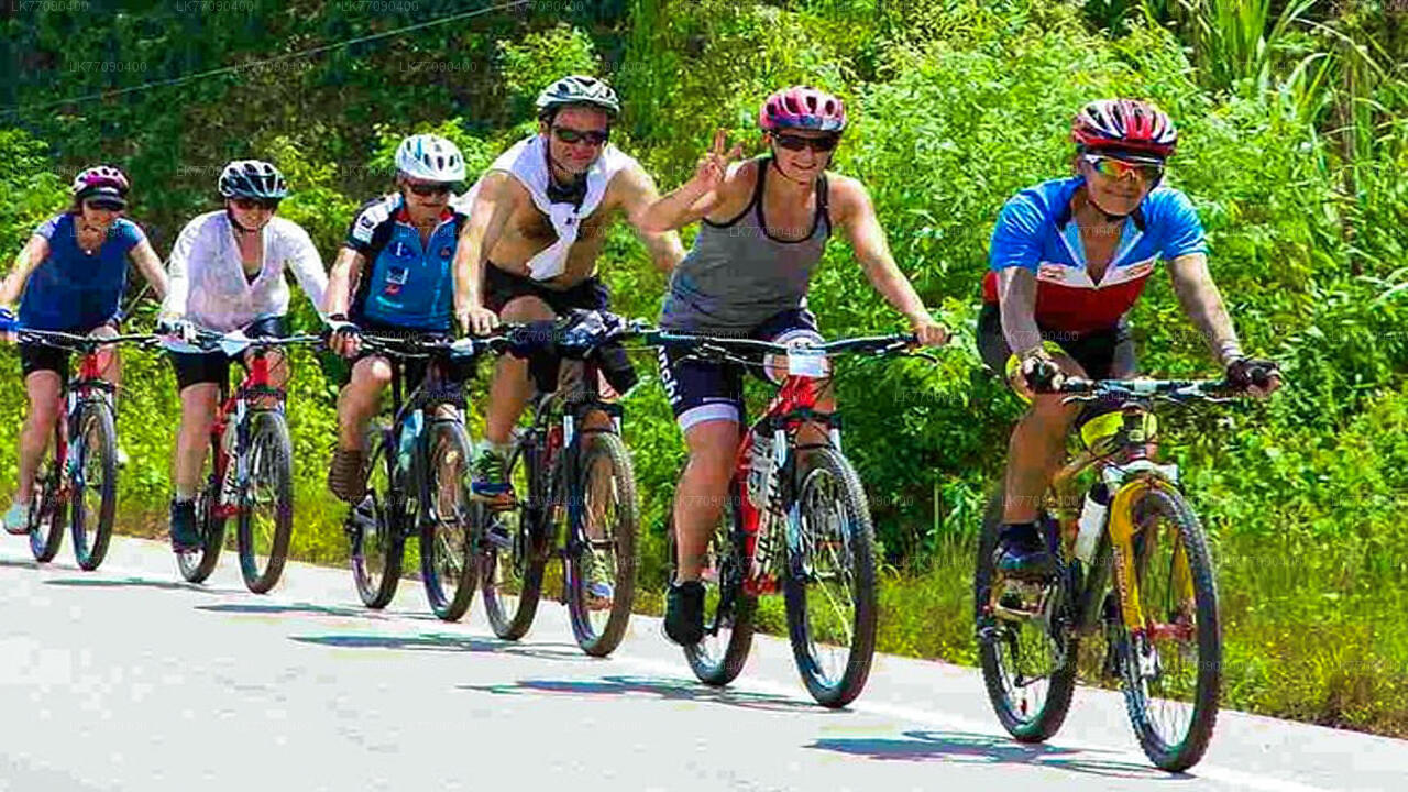 Découvrez l'ancienne Ella à vélo depuis Ella