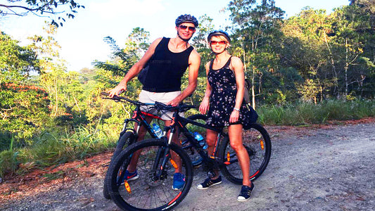 Le vélo d'aventure au départ d'Ella